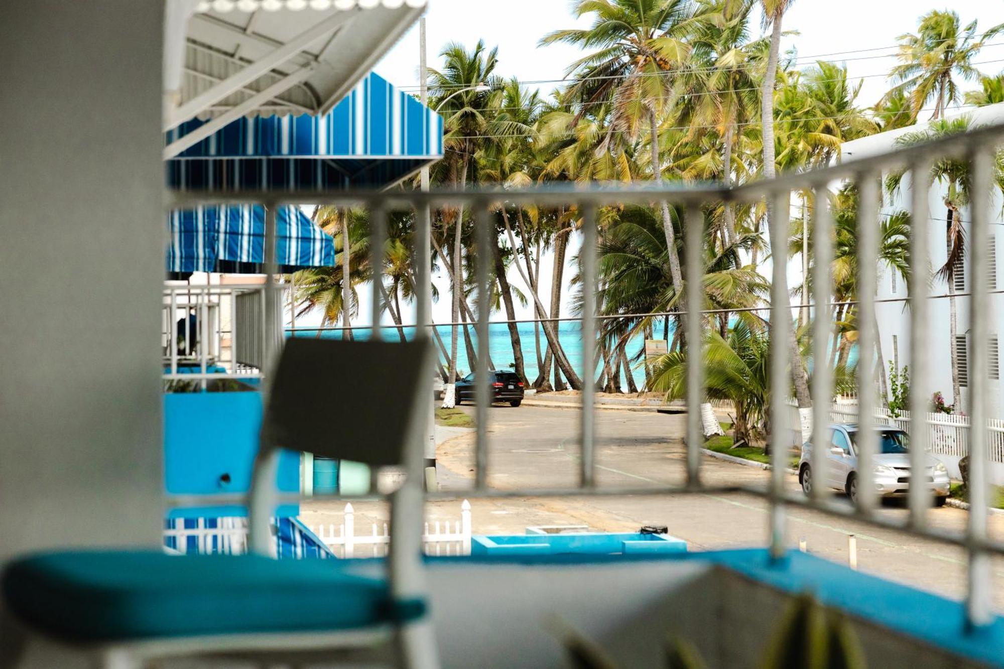 Oceanview Apartment Steps To The Beach Лукільо Екстер'єр фото