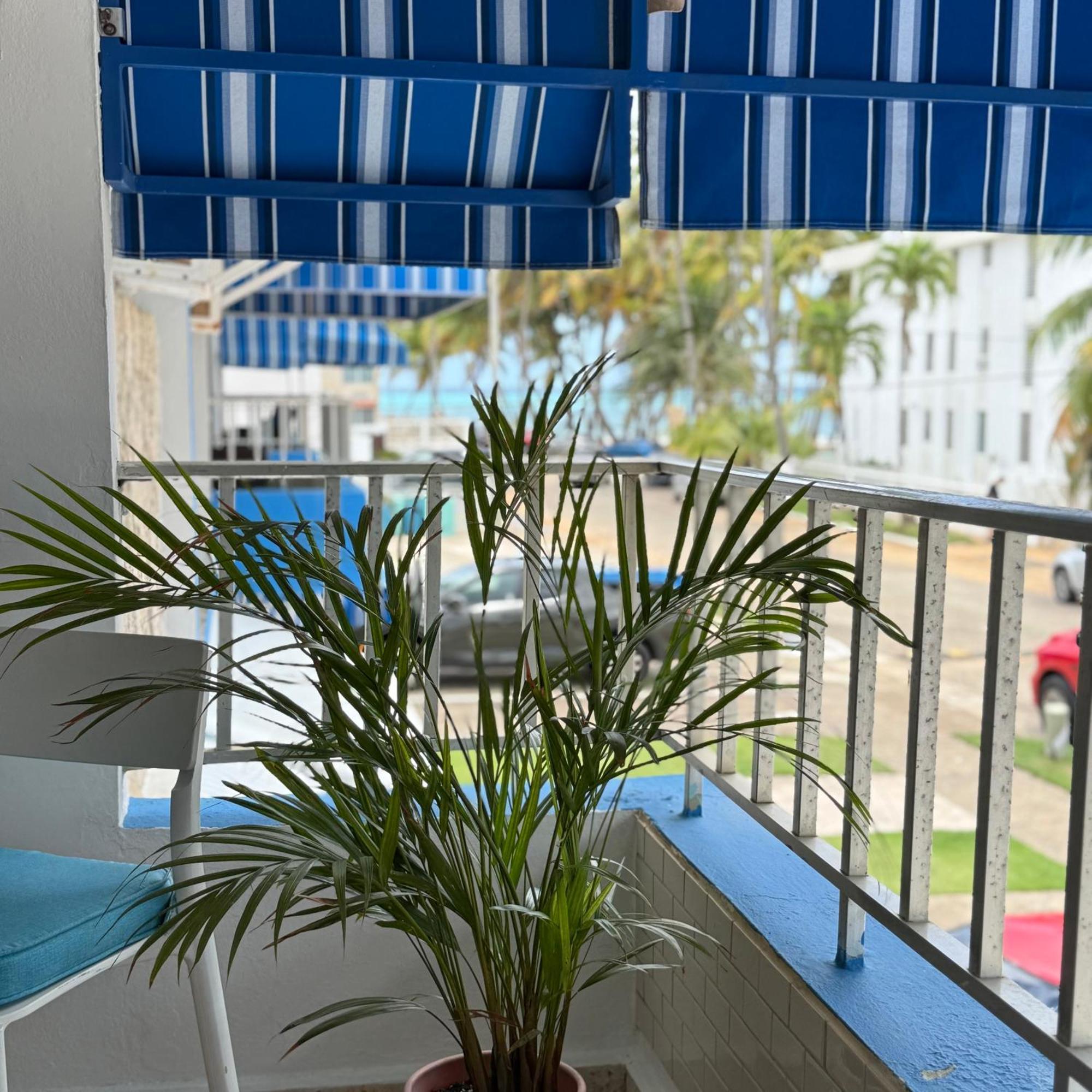 Oceanview Apartment Steps To The Beach Лукільо Екстер'єр фото